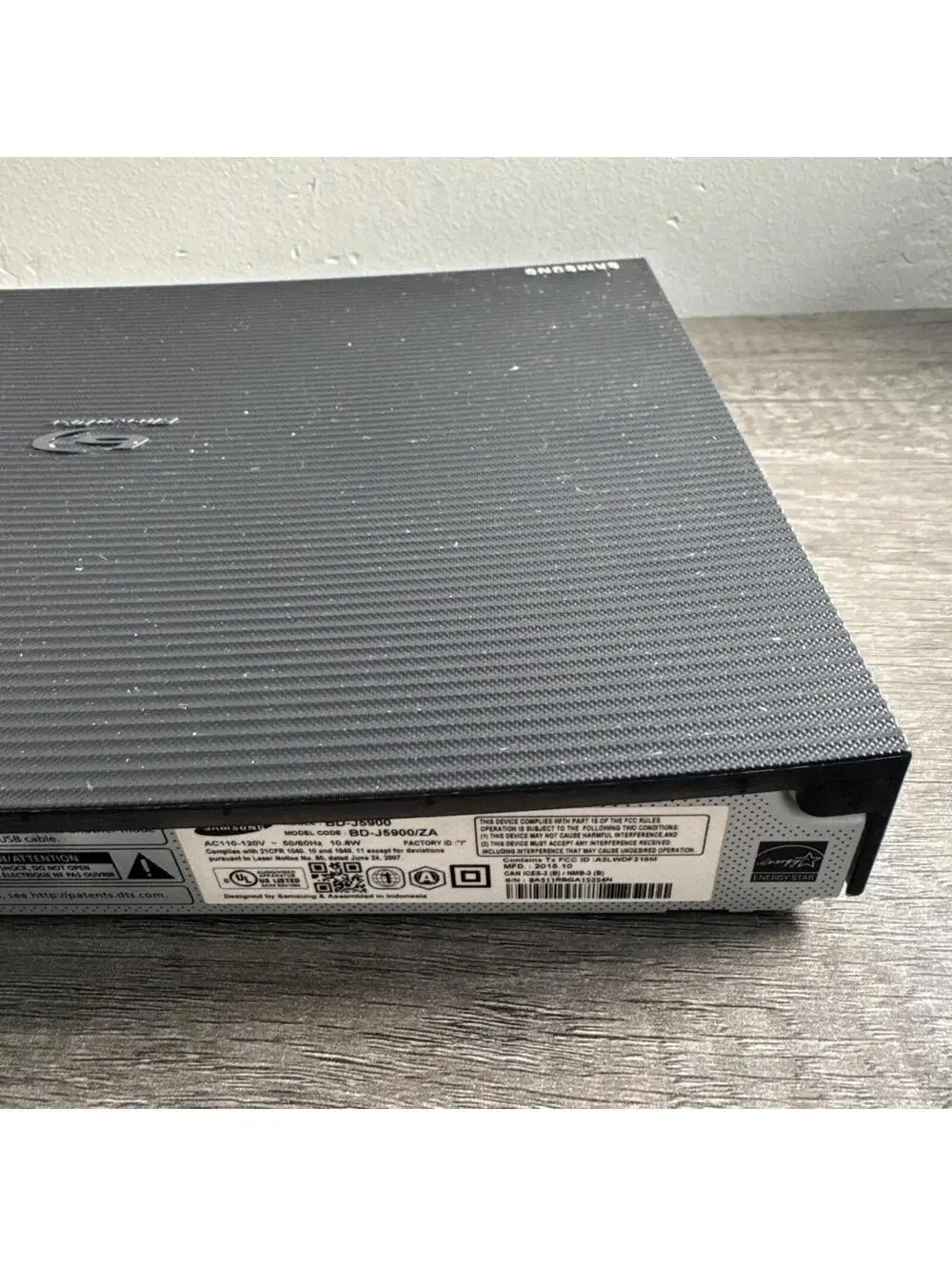 Samsung BD-J5900 Curved 3D Blu-Ray DVD Player WiFi Stream No Remote